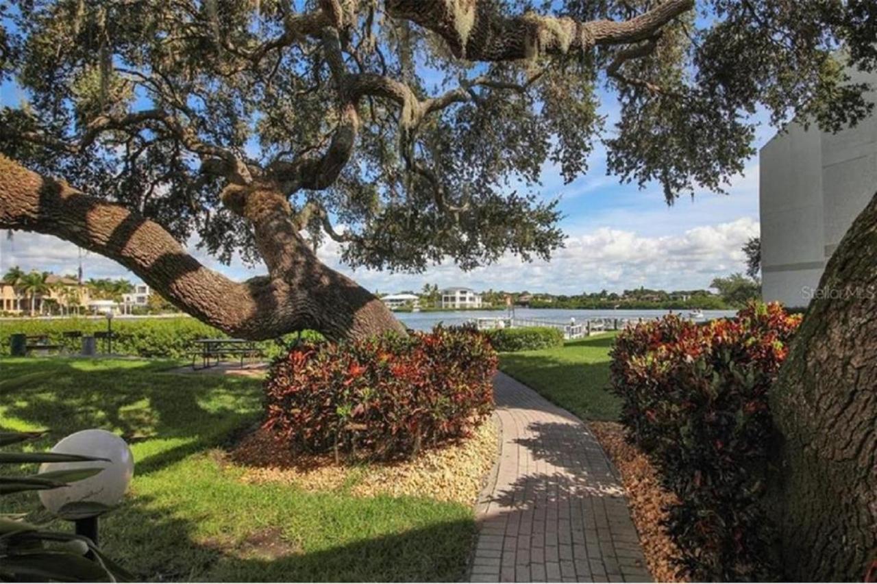 Siesta Key Escape Ground Floor Steps To Heated Pool And Free Trolley Lägenhet Exteriör bild