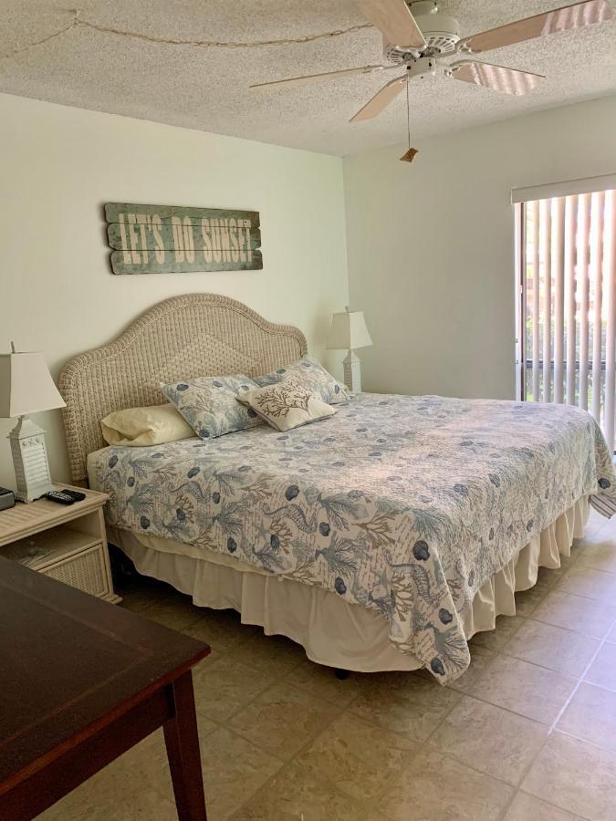 Siesta Key Escape Ground Floor Steps To Heated Pool And Free Trolley Lägenhet Exteriör bild